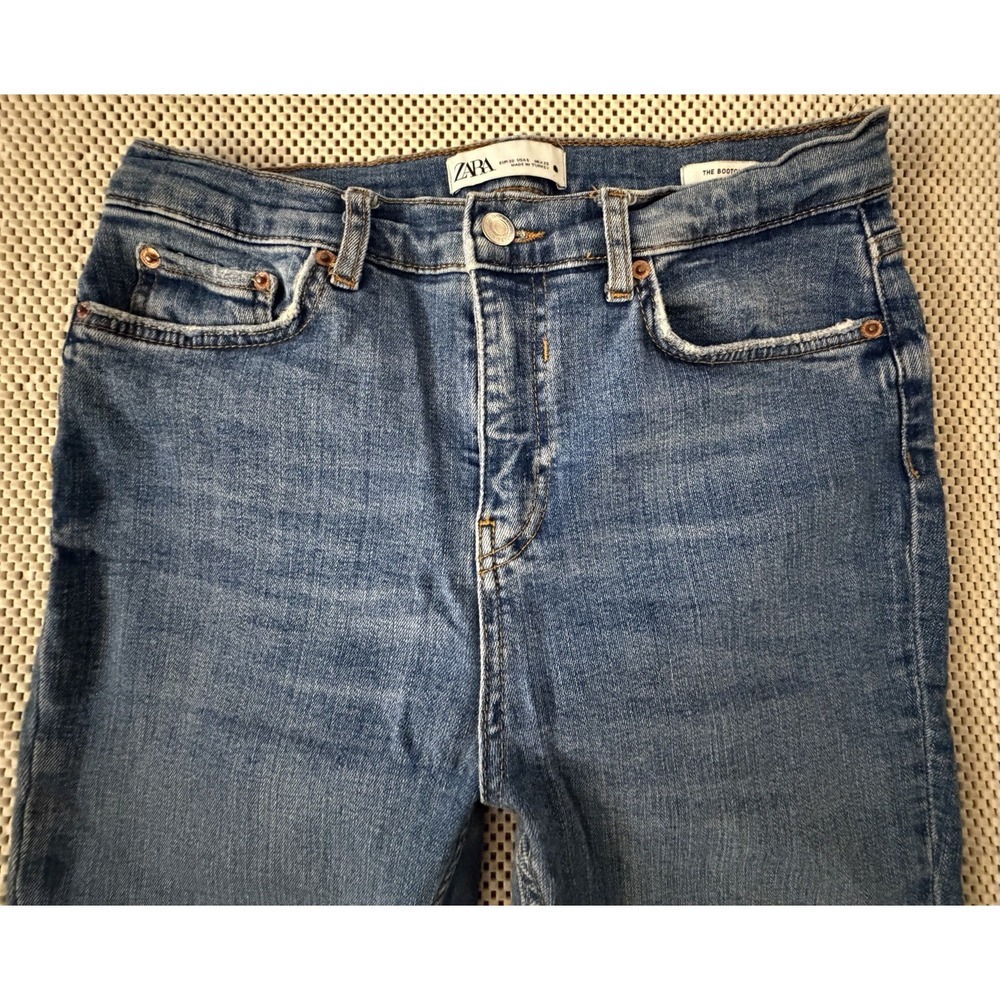 ZARA Jeans Sz S/4/6 High Rise The Bootcut Uneven Shark Bite Fray Hem Stretch